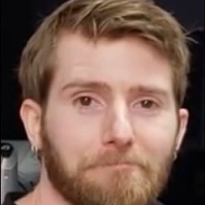 Meet your Posher, Ethan